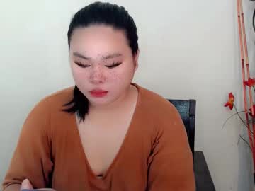 Chabilataxx Chaturbate stream image from August 17, 2025