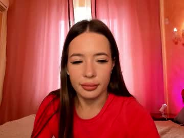 Eva1how Chaturbate stream image from August 17, 2025