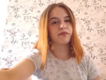Donnettanicarry Chaturbate stream image from August 17, 2025