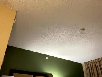 Kxysalvia Chaturbate stream image from August 17, 2025