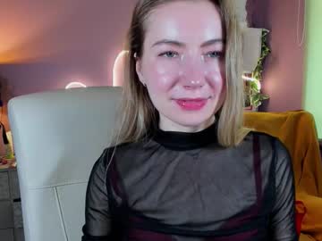 Mia_Luxx92 Chaturbate stream image from August 17, 2025