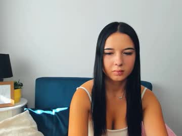 Taliasensitive Chaturbate stream image from August 17, 2025
