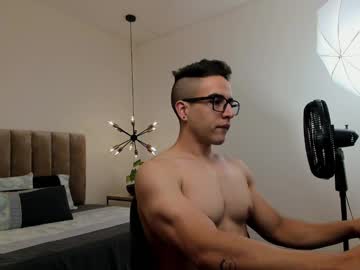 Luca_Morettii Chaturbate stream image from August 17, 2025