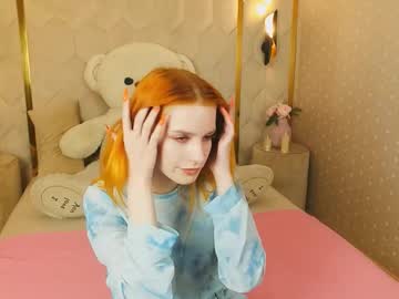 Lilit_Ell Chaturbate stream image from August 17, 2025