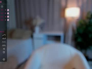 Quennaappling Chaturbate stream image from August 17, 2025