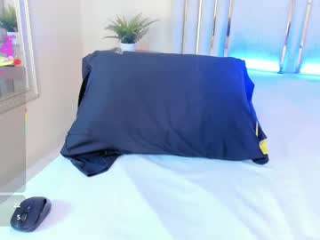 Taniamilan Chaturbate stream image from August 17, 2025