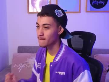 Yulian_Vasquez Chaturbate stream image from August 17, 2025