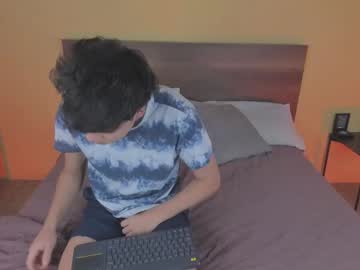 Justinbiler Chaturbate stream image from August 17, 2025