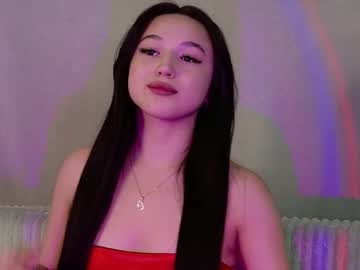 Marthawallace Chaturbate stream image from August 17, 2025
