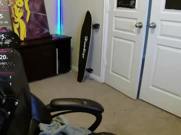 Southerbunny Chaturbate stream image from August 17, 2025