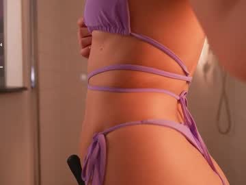 Eloise_Meyy Chaturbate stream image from August 17, 2025