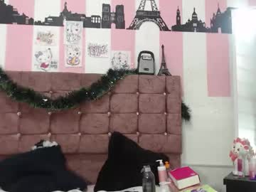 Sara_Caplerx Chaturbate stream image from August 17, 2025