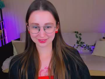 Yourlovelystoryy Chaturbate stream image from August 17, 2025