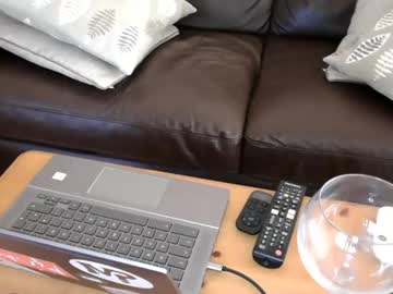 Bindmedown Chaturbate stream image from August 17, 2025