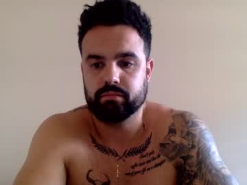 Pineappleice32 Chaturbate stream image from August 17, 2025