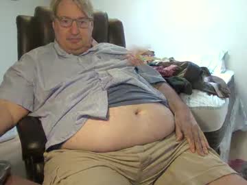 Daltonmilann Chaturbate stream image from August 17, 2025