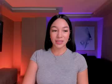 Rossierhoades Chaturbate stream image from August 17, 2025