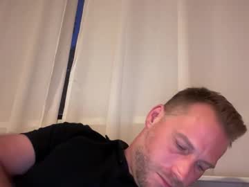 Chris2024x Chaturbate stream image from August 17, 2025