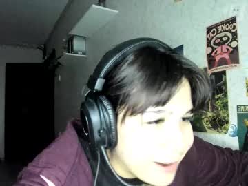 Elochka_ Chaturbate stream image from August 17, 2025