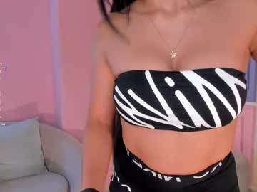 Lizzhamilton_ Chaturbate stream image from August 17, 2025
