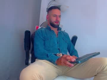 Oliverdrew1 Chaturbate stream image from August 17, 2025