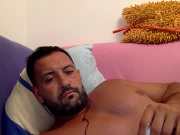 Horsechris Chaturbate stream image from August 17, 2025