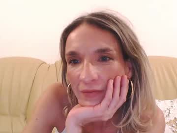 Sandraistfeucht Chaturbate stream image from August 17, 2025