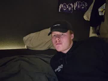 Lukiasmee Chaturbate stream image from August 17, 2025