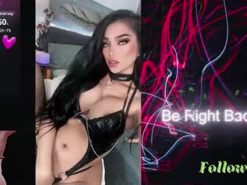_Morganmoore_ Chaturbate stream image from August 17, 2025