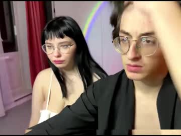 Twoasonee Chaturbate stream image from August 17, 2025