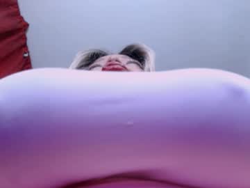Vanne_Amet Chaturbate stream image from August 17, 2025