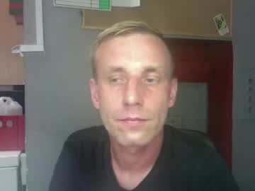 Xyztivimate1 Chaturbate stream image from August 17, 2025