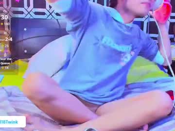 Lunarie_ Chaturbate stream image from August 18, 2025