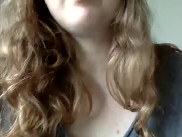 Smokeshow3 Chaturbate stream image from August 18, 2025