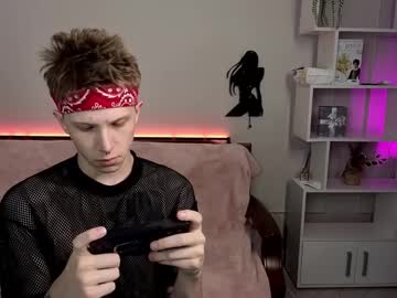 Artycropp Chaturbate stream image from August 18, 2025