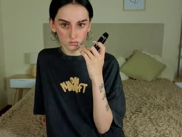 Beatifulpa1n Chaturbate stream image from August 18, 2025