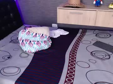 Chris_Huntter Chaturbate stream image from August 18, 2025