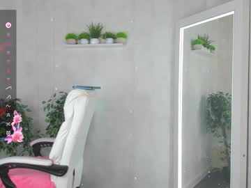 Denise_Halle stream image from August 18, 2025