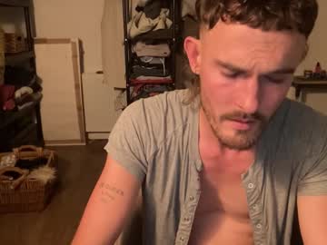 Freedotdom Chaturbate stream image from August 18, 2025