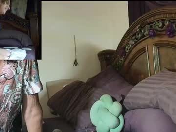 Hidden_Gold_Milf Chaturbate stream image from August 18, 2025