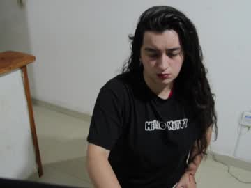 Dani2000_ Chaturbate stream image from August 18, 2025