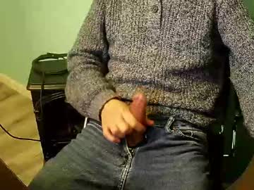 Flingmind2 Chaturbate stream image from August 18, 2025