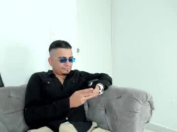 Owensttone Chaturbate stream image from August 18, 2025
