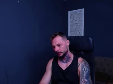 Brianhunts Chaturbate stream image from August 18, 2025