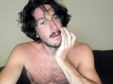 Lydong Chaturbate stream image from August 18, 2025