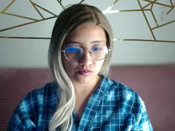Amycosplay99 Chaturbate stream image from August 18, 2025