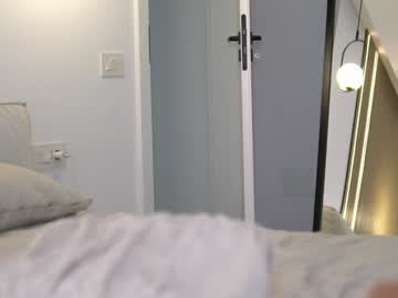 Nikkimagic Chaturbate stream image from August 18, 2025