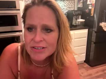 Amayzeme2274 Chaturbate stream image from August 18, 2025