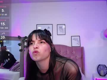 Astrid_Velle Chaturbate stream image from August 18, 2025