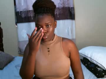 Peachygirl255 Chaturbate stream image from August 18, 2025